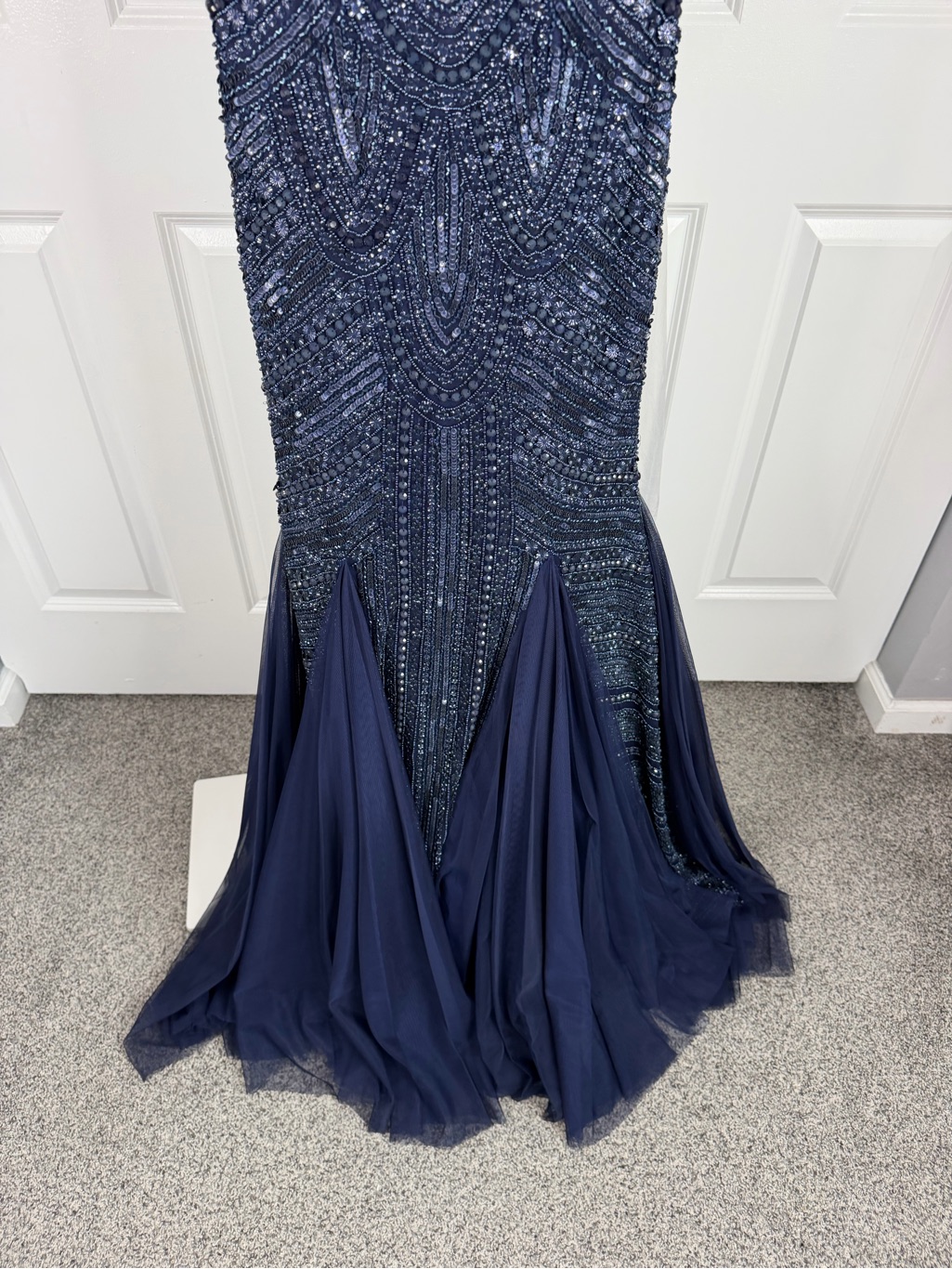 Sherri Hill 51426 Size 4 Nwt Navy Beaded Mermaid Evening Gown Formal Prom Dress — image 5 of 8